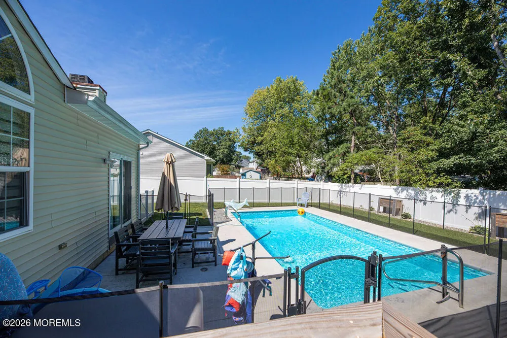 1010 Mariner Avenue Manahawkin, NJ 08050