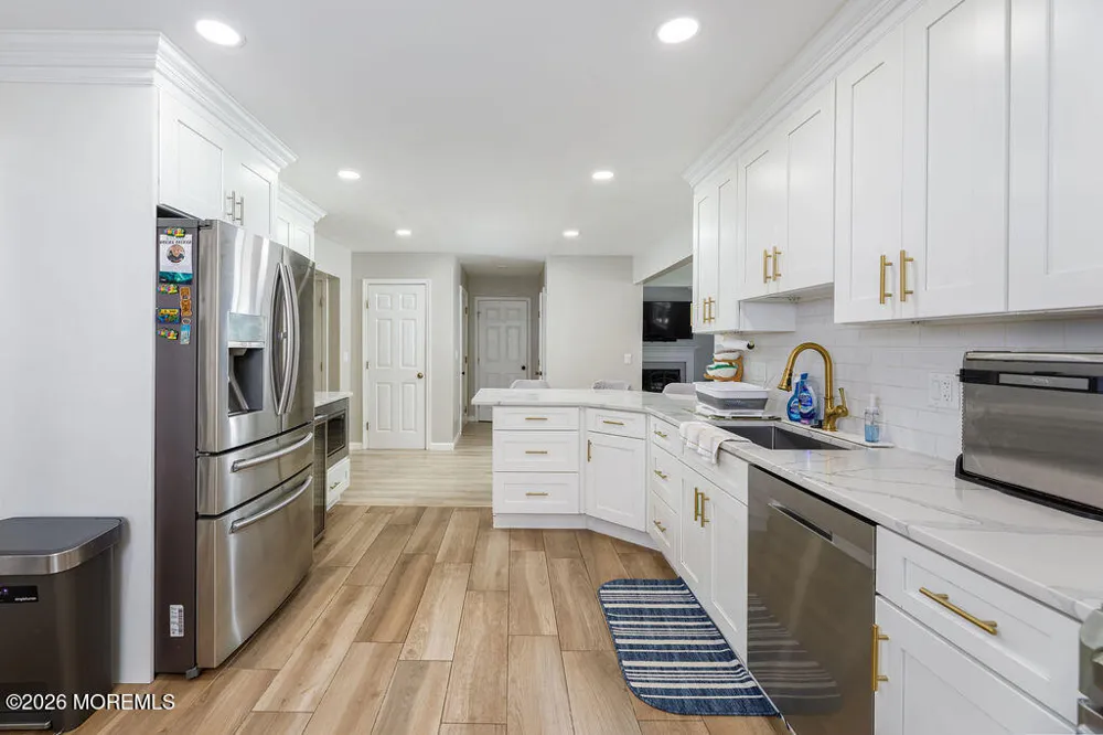 1010 Mariner Avenue Manahawkin, NJ 08050