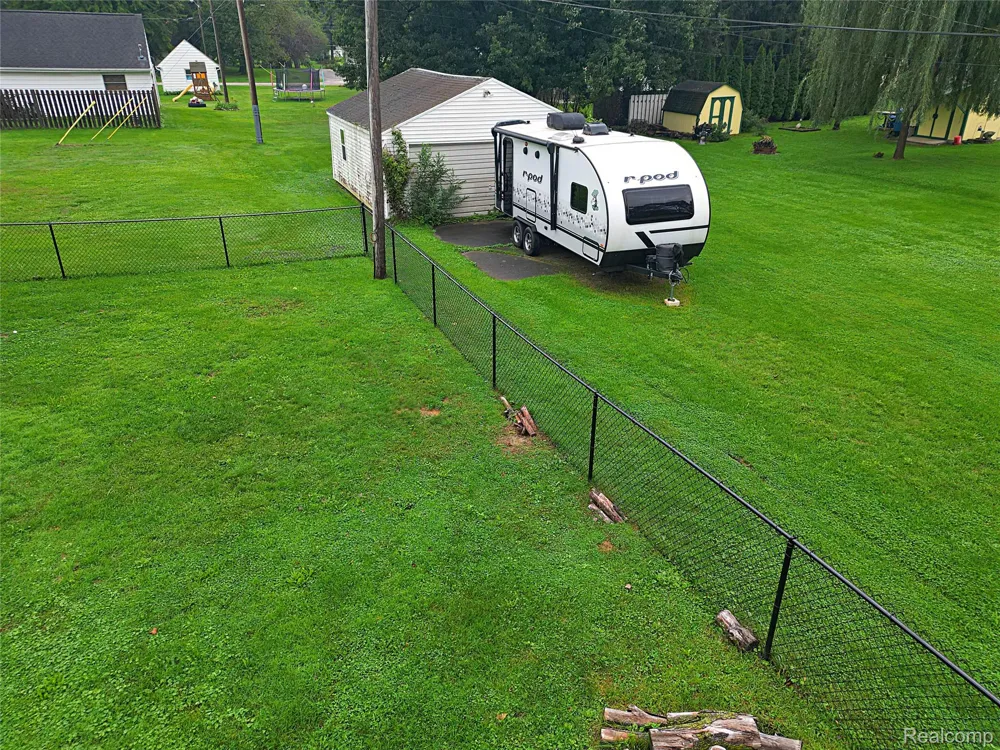 5018 E Grand River Road Webberville Village, MI 48892
