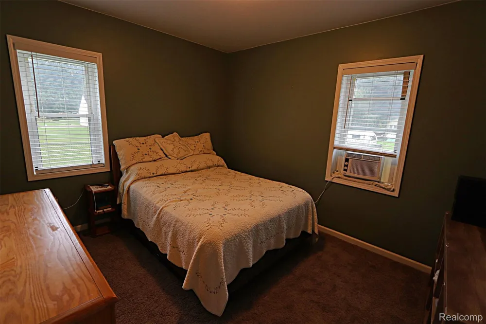 5018 E Grand River Road Webberville Village, MI 48892