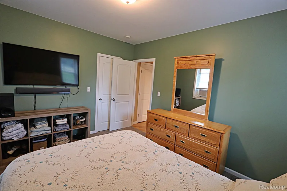 5018 E Grand River Road Webberville Village, MI 48892
