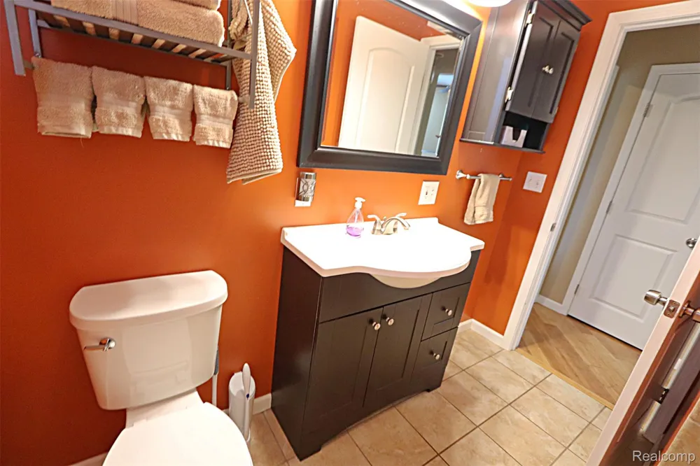5018 E Grand River Road Webberville Village, MI 48892