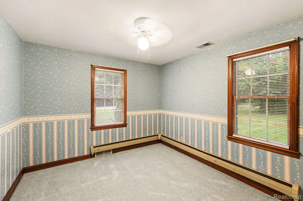 1030 W Livingston Road Highland Charter Township, MI 48357