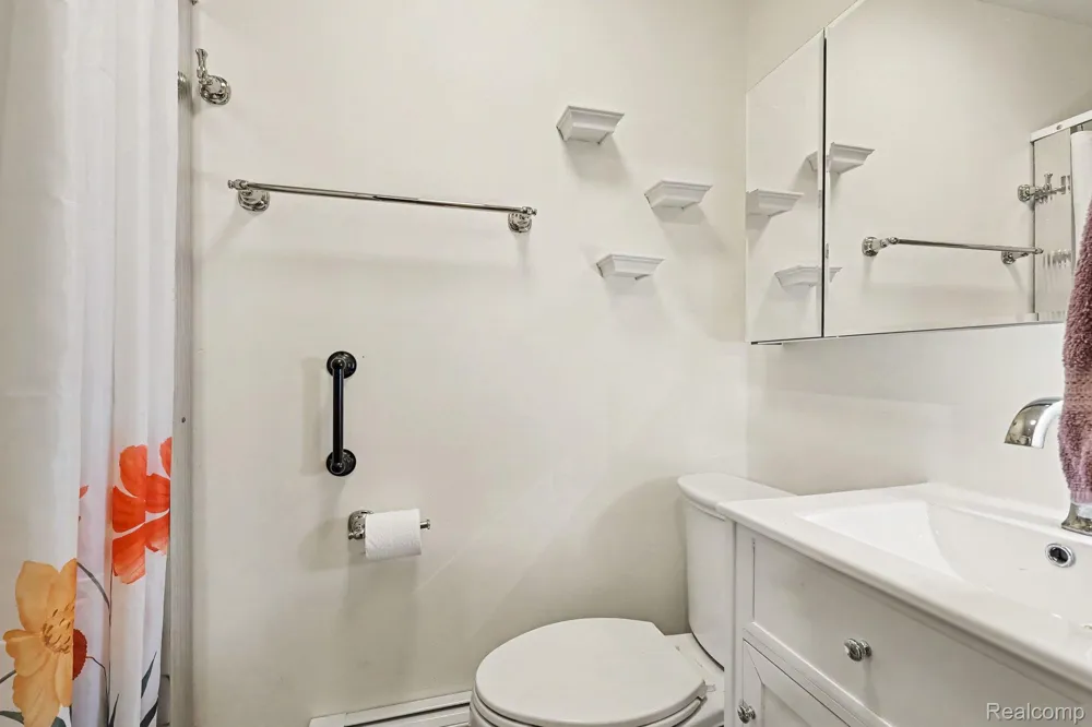 1030 W Livingston Road Highland Charter Township, MI 48357