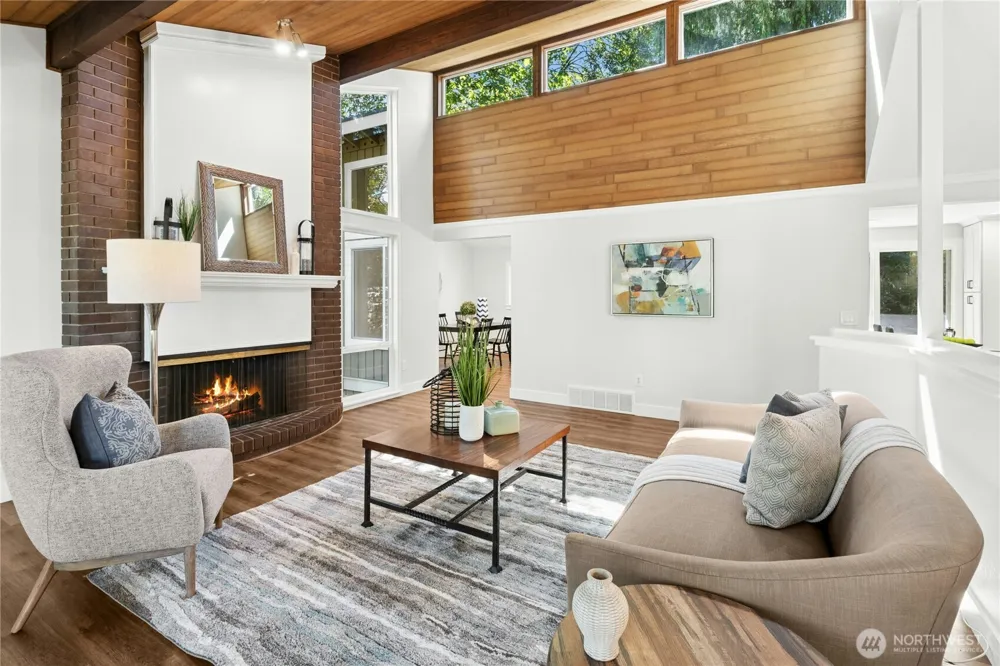 4643 152nd Place SE Bellevue, WA 98006