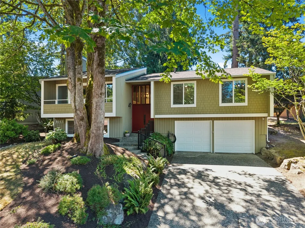 4643 152nd Place SE Bellevue, WA 98006