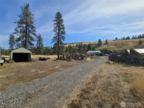 4297 Bissell Road