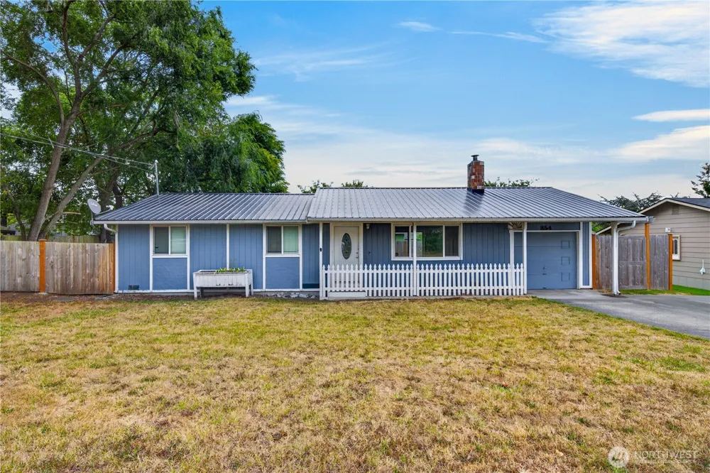 854 SW Heller Street Oak Harbor, WA 98277