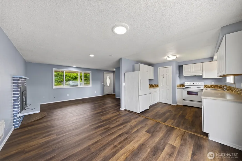 854 SW Heller Street Oak Harbor, WA 98277