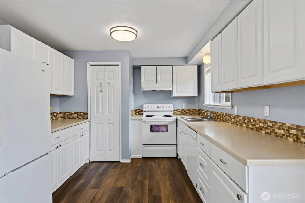 854 SW Heller Street Oak Harbor, WA 98277
