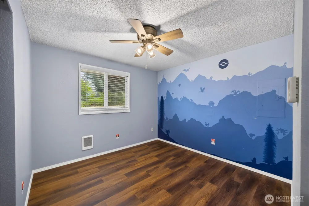 854 SW Heller Street Oak Harbor, WA 98277