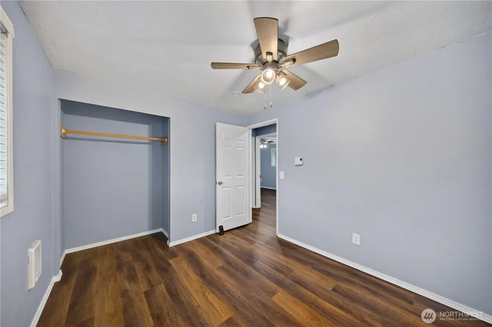 854 SW Heller Street Oak Harbor, WA 98277