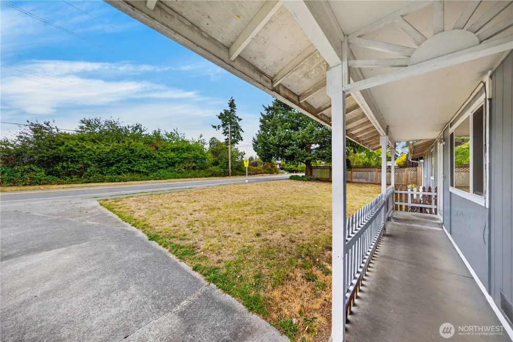 854 SW Heller Street Oak Harbor, WA 98277