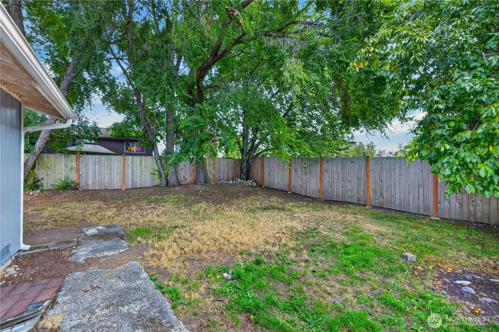 854 SW Heller Street Oak Harbor, WA 98277