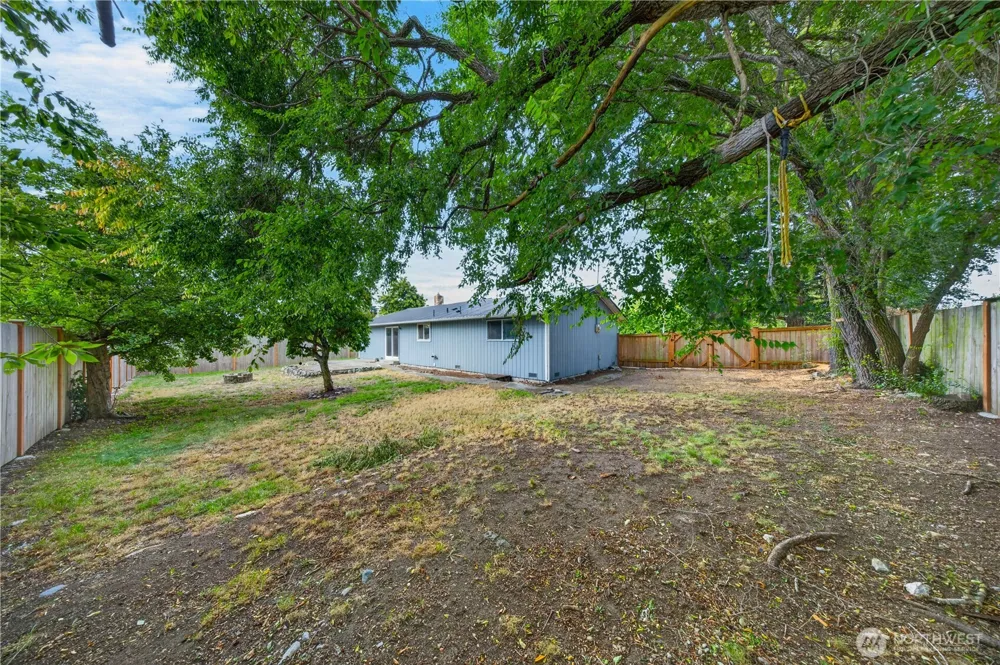 854 SW Heller Street Oak Harbor, WA 98277