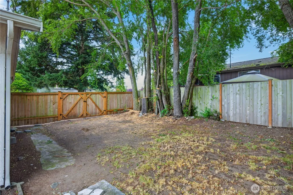 854 SW Heller Street Oak Harbor, WA 98277