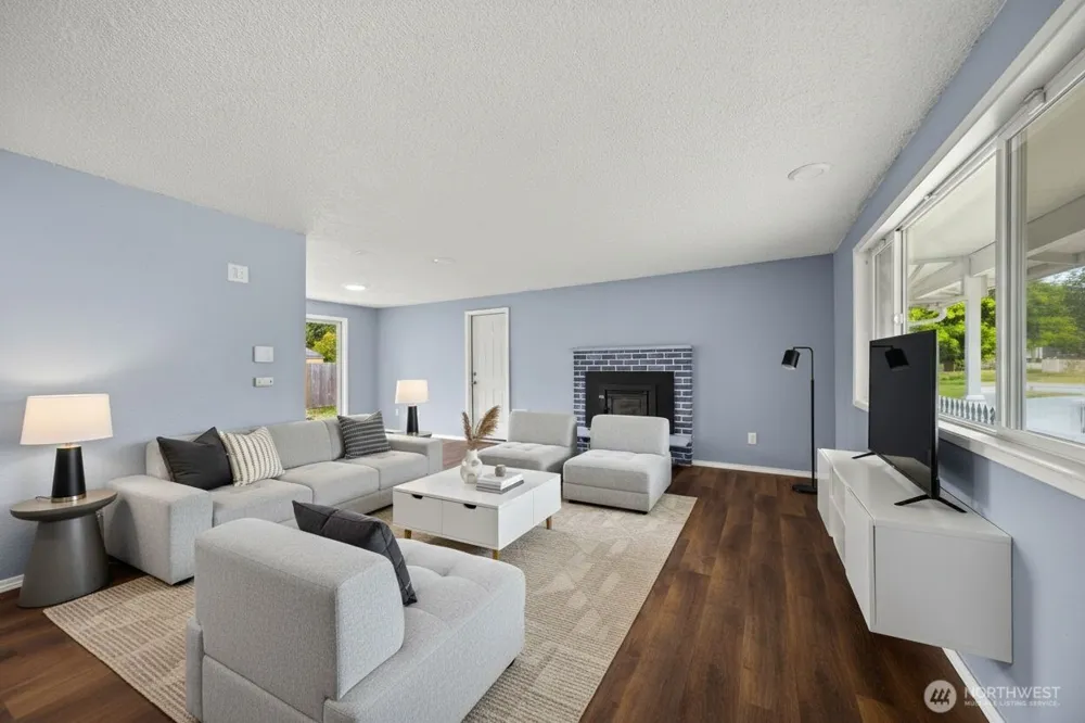 854 SW Heller Street Oak Harbor, WA 98277