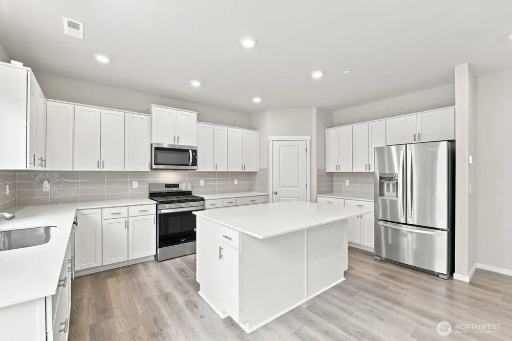 18419 7th Avenue W Bothell, WA 98012