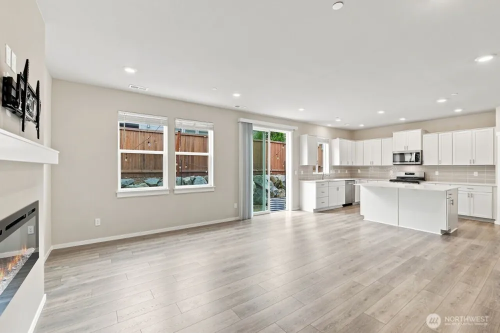 18419 7th Avenue W Bothell, WA 98012