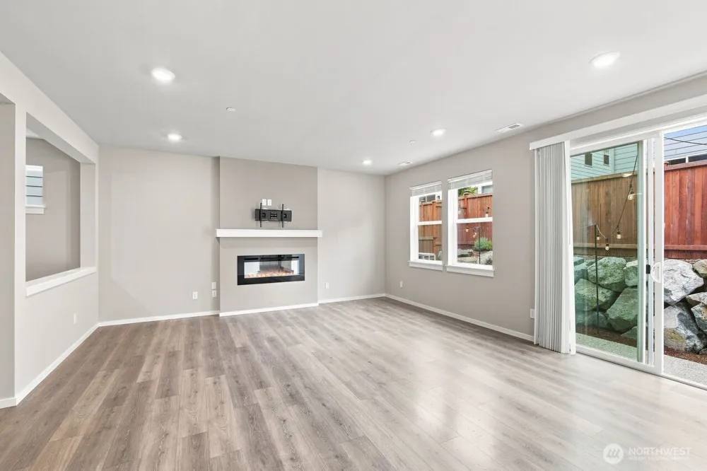 18419 7th Avenue W Bothell, WA 98012