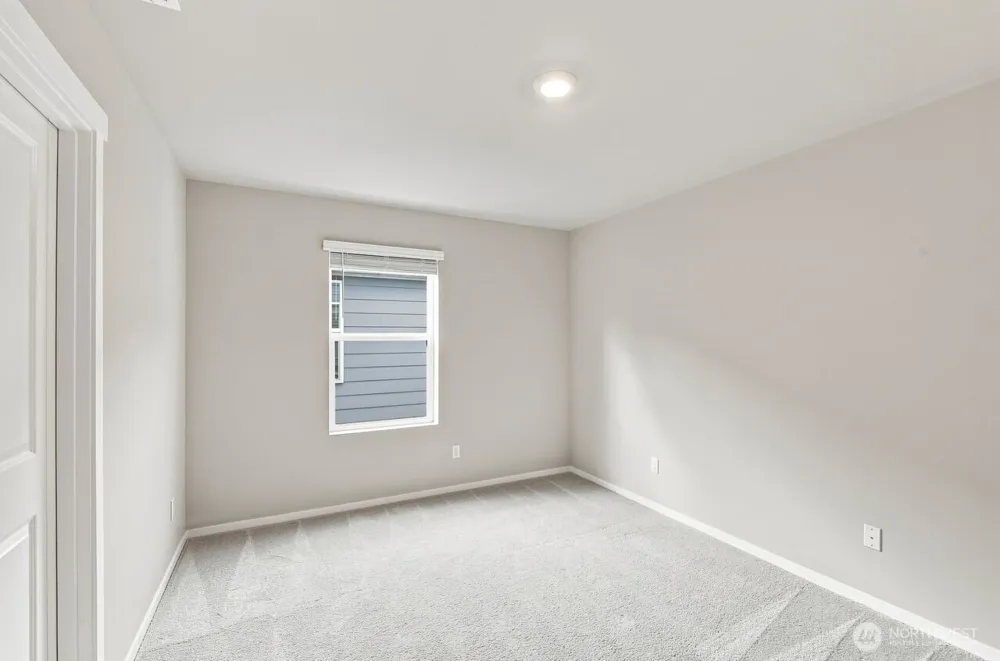 18419 7th Avenue W Bothell, WA 98012