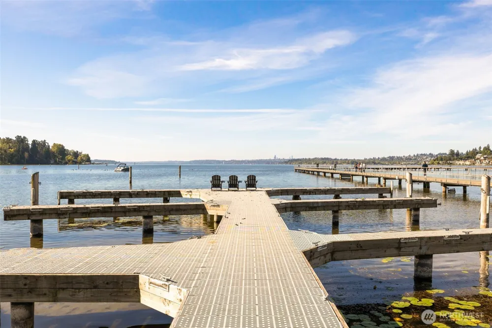9715 NE Juanita Drive #B107 Kirkland, WA 98034