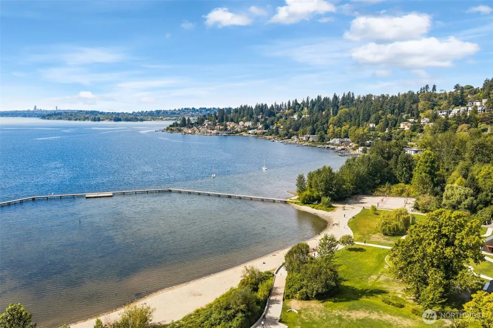 9715 NE Juanita Drive #B107 Kirkland, WA 98034
