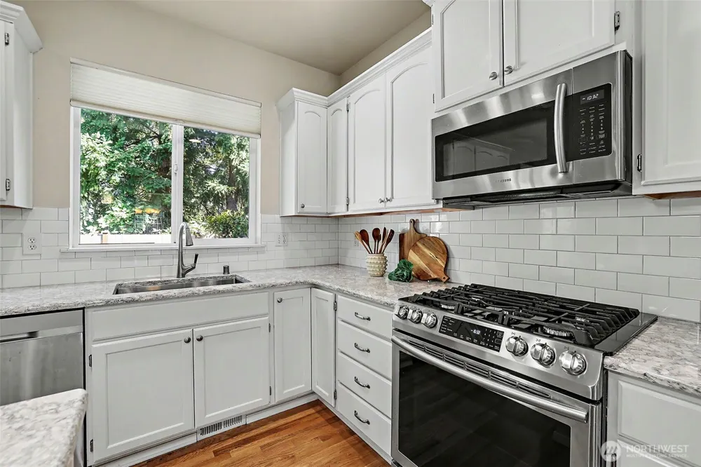 4011 160th Place SE Bothell, WA 98012