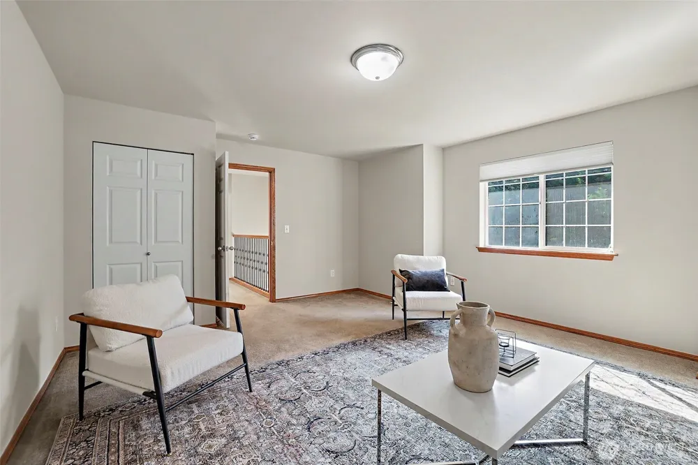 4011 160th Place SE Bothell, WA 98012