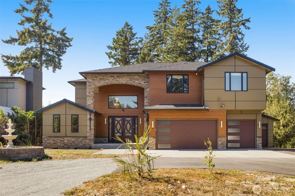 35101 27th Avenue S Federal Way, WA 98003