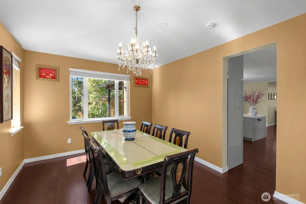 35101 27th Avenue S Federal Way, WA 98003