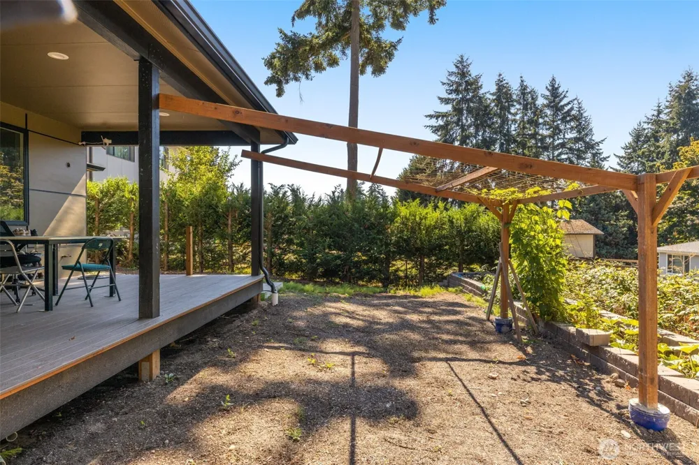 35101 27th Avenue S Federal Way, WA 98003