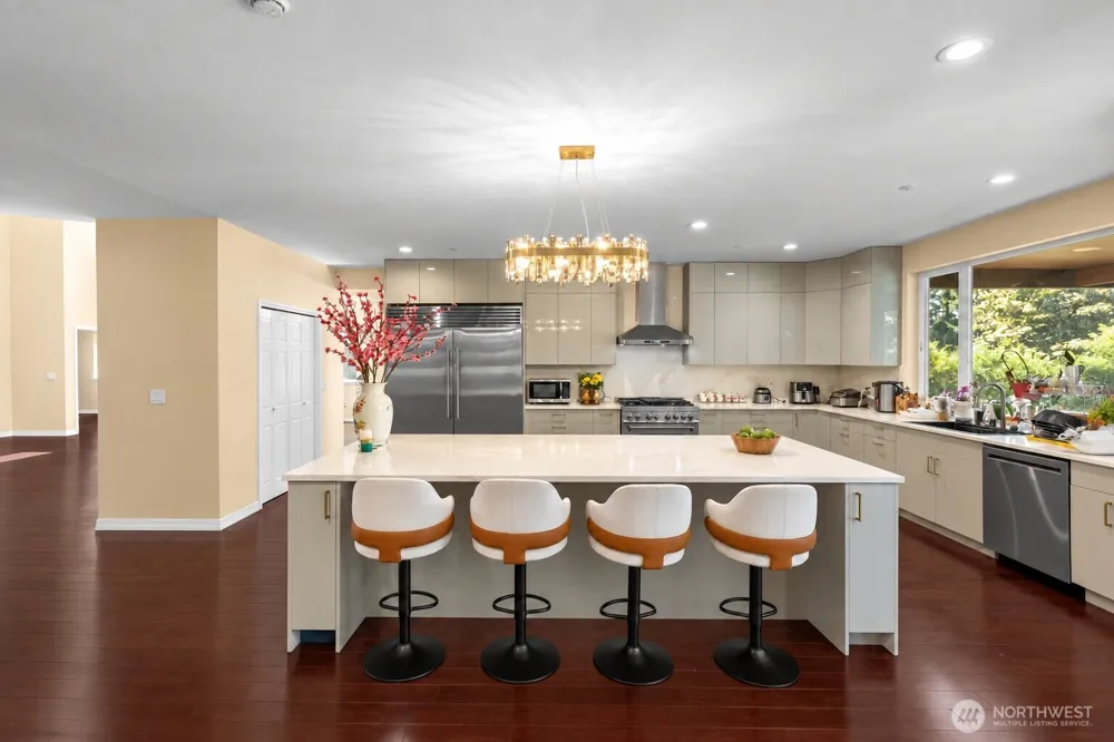 35101 27th Avenue S Federal Way, WA 98003