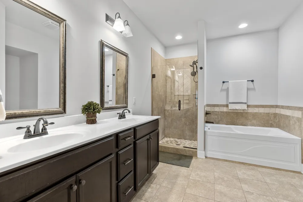 214 Whitman Aly Clarksville, TN 37043