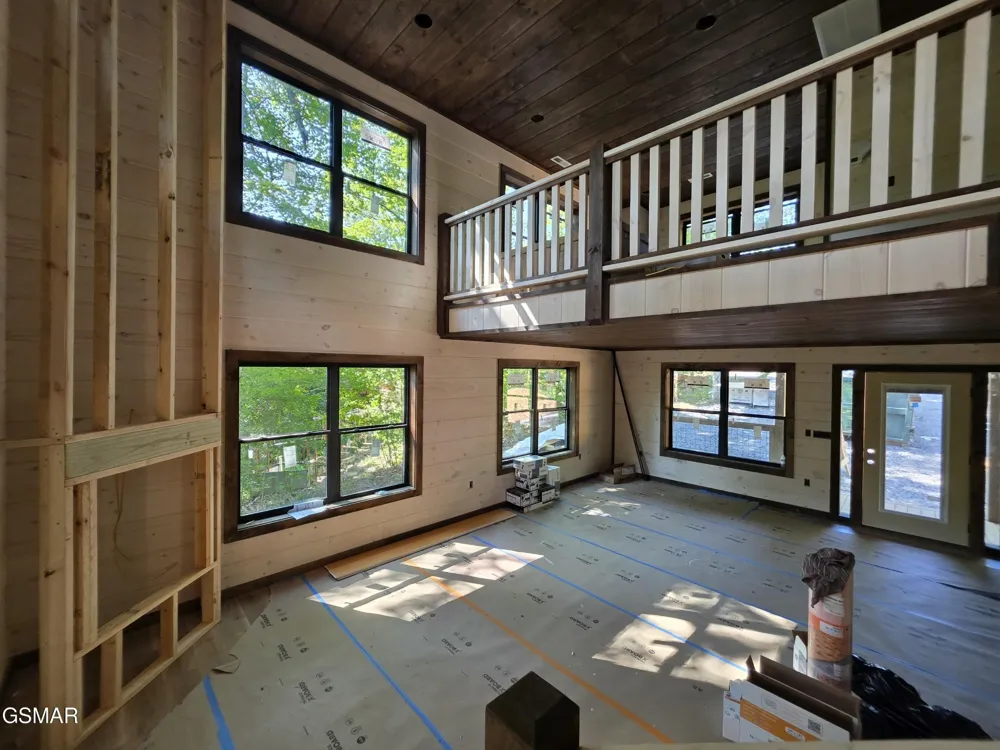 2759 Owls Cove Way Sevierville, TN 37862