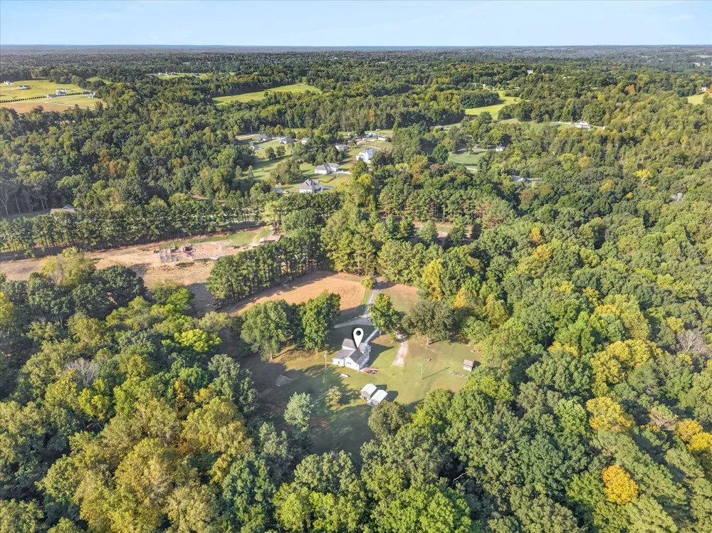 1700 Parchman Rd Clarksville, TN 37040