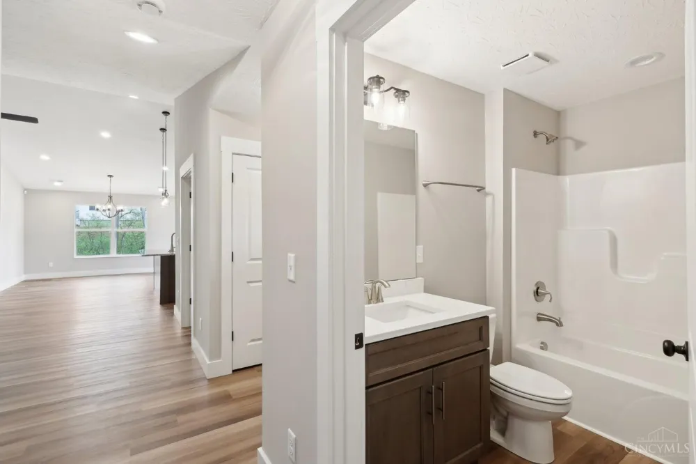 5019 Waterford Lane Middletown, OH 45042