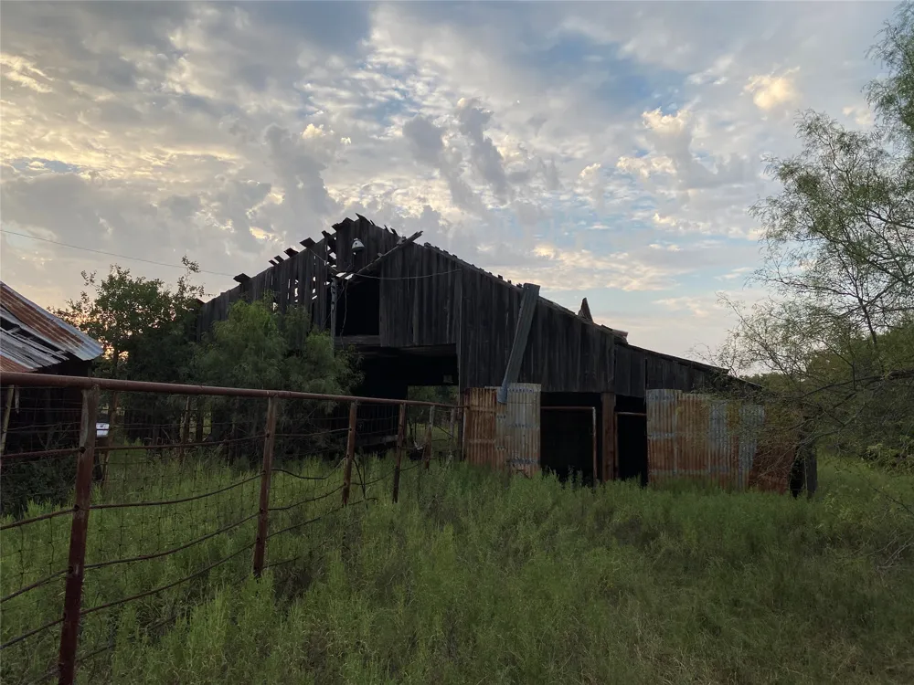 CR 296 Richland Springs, TX 76871