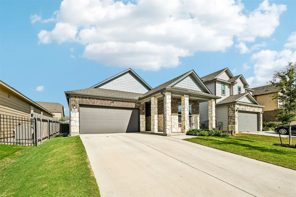 12612 Oxford Vineyard Lane Manor, TX 78653