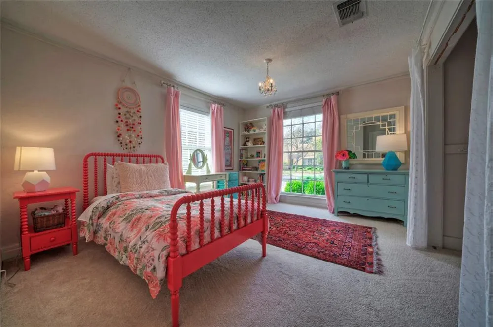 4415 Rosedale Avenue Austin, TX 78756