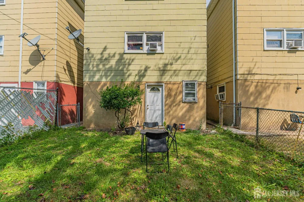 13-15 Dino Drive Keasbey, NJ 08832