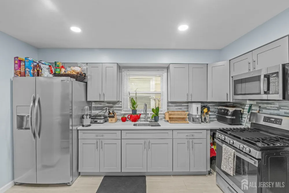 13-15 Dino Drive Keasbey, NJ 08832