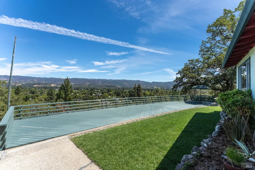 275 Mendocino Place Ukiah, CA 95482