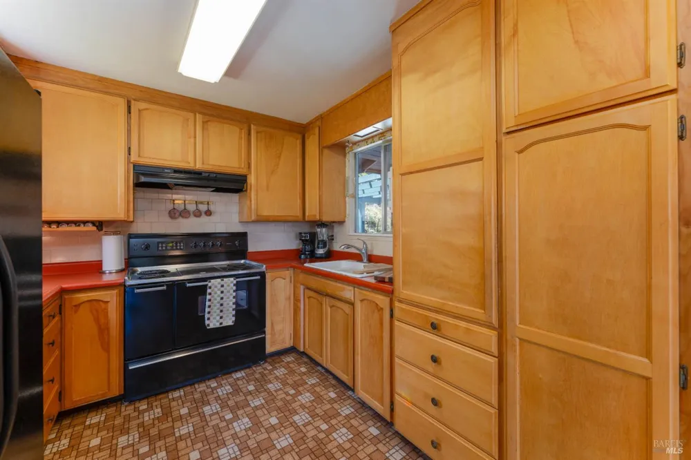 275 Mendocino Place Ukiah, CA 95482