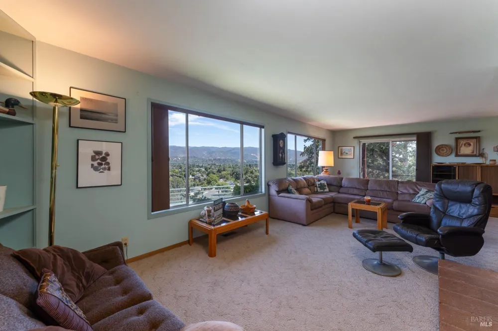 275 Mendocino Place Ukiah, CA 95482