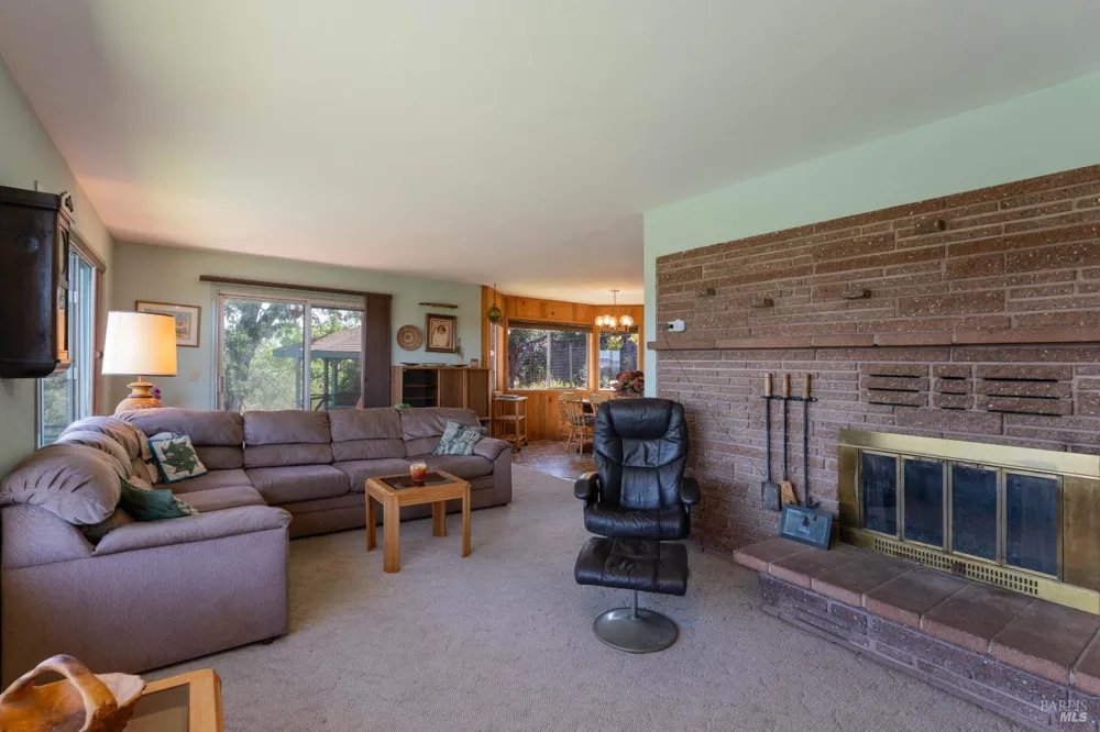 275 Mendocino Place Ukiah, CA 95482