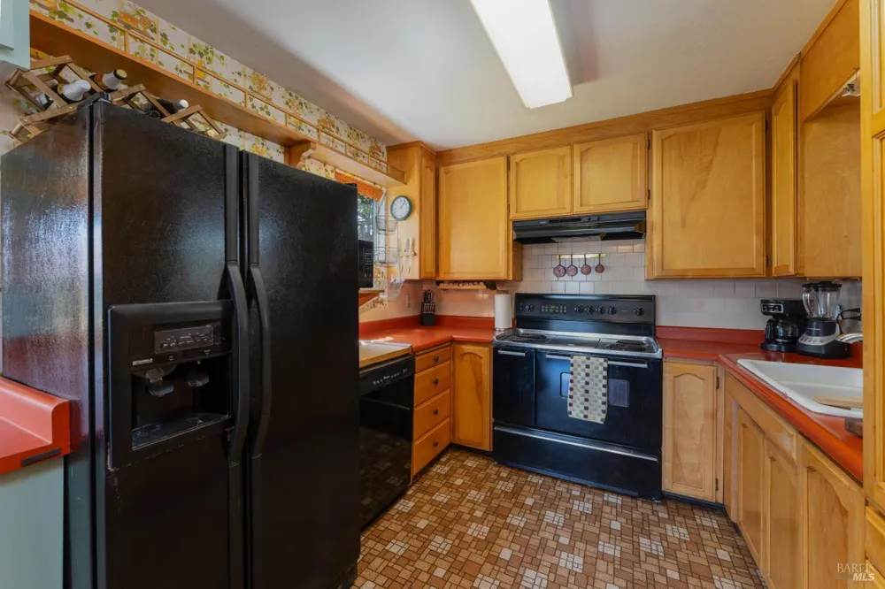 275 Mendocino Place Ukiah, CA 95482