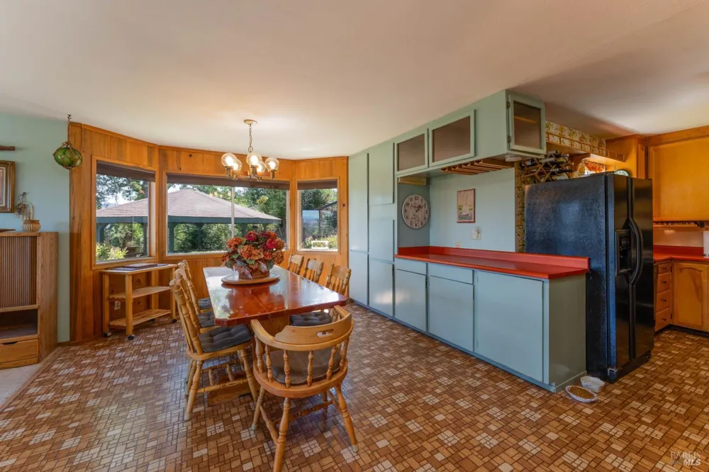 275 Mendocino Place Ukiah, CA 95482