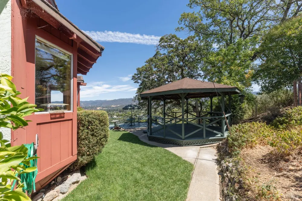 275 Mendocino Place Ukiah, CA 95482