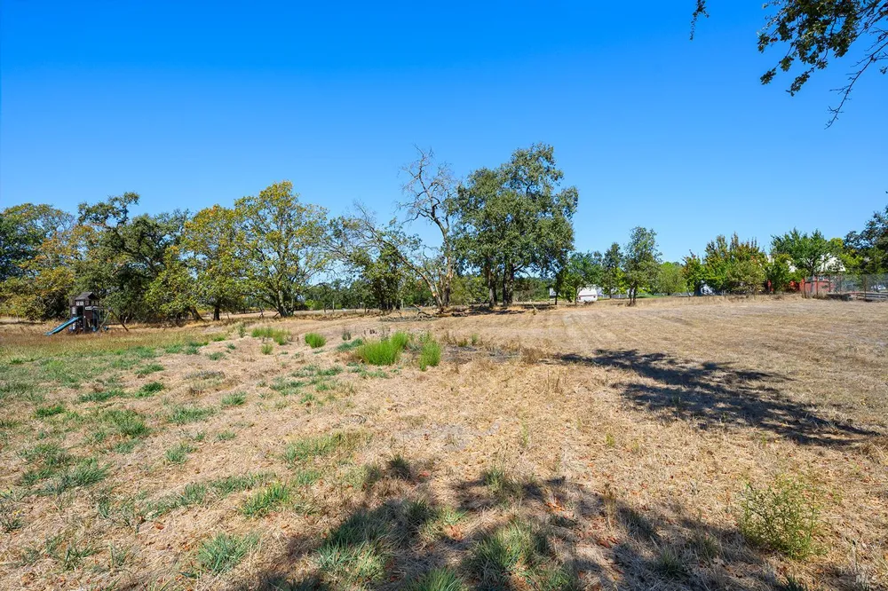 659 Red Tail Road Healdsburg, CA 95448